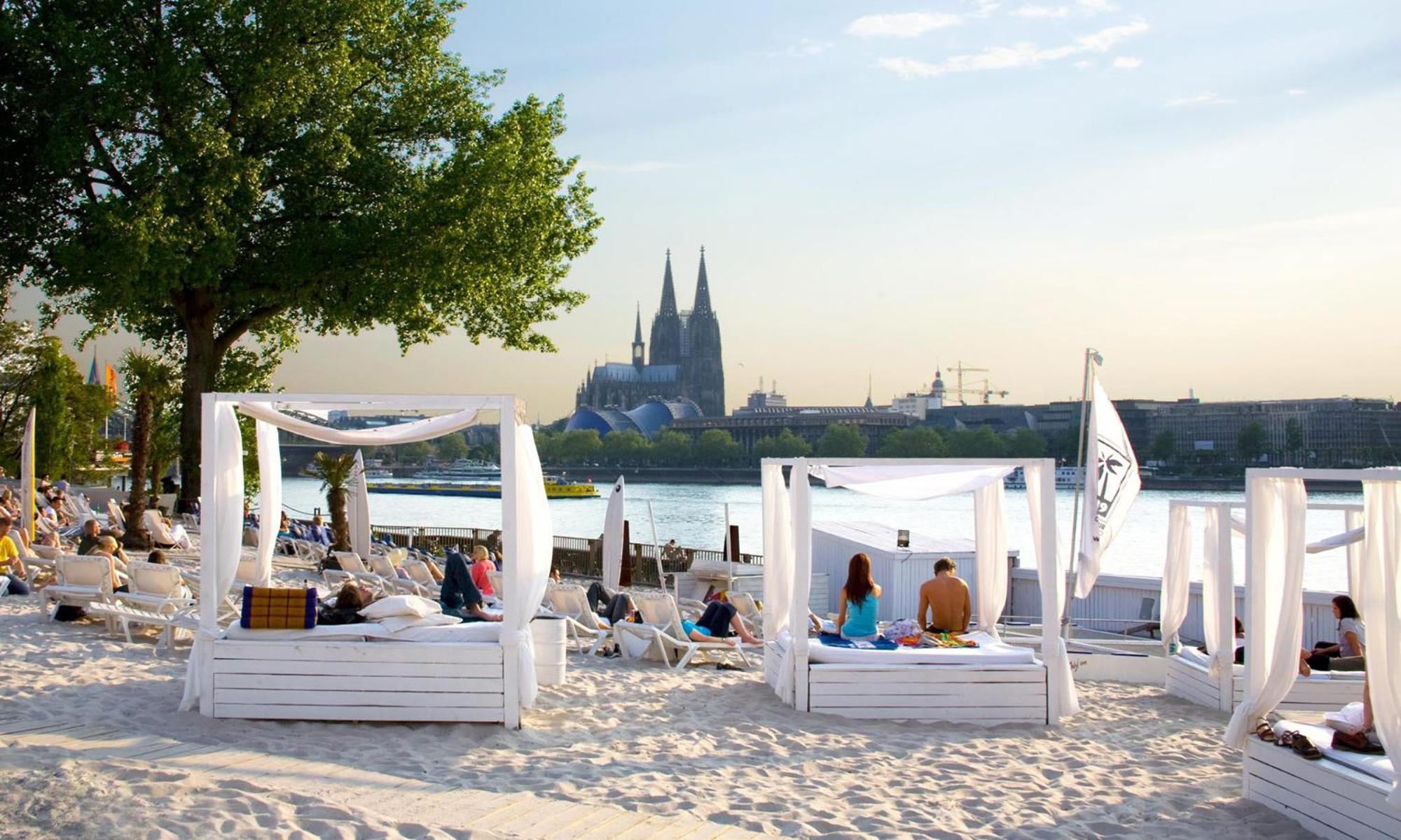 Sunset - Du, Deine Truppe Und Eine Einzigartige Stadt - Köln Exteriör bild